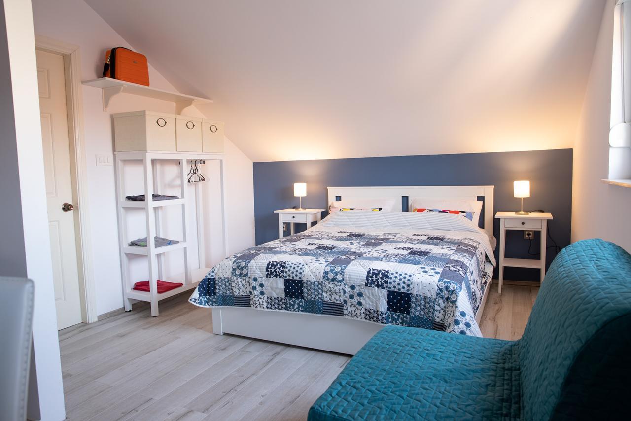 Apartmani Dina Биоград-на-Мору Экстерьер фото