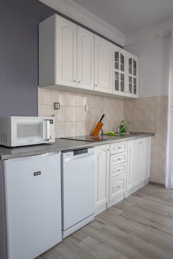 Apartmani Dina Биоград-на-Мору Экстерьер фото