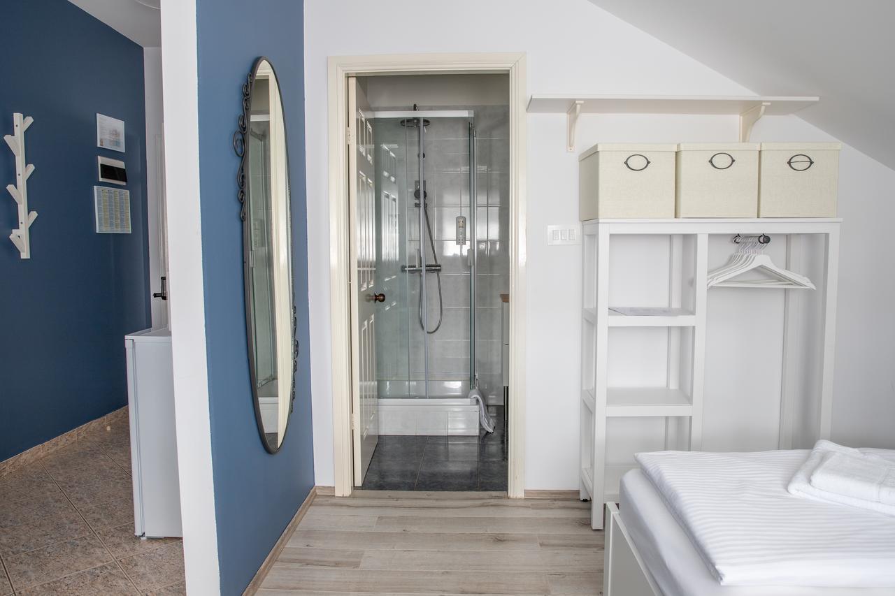 Apartmani Dina Биоград-на-Мору Экстерьер фото
